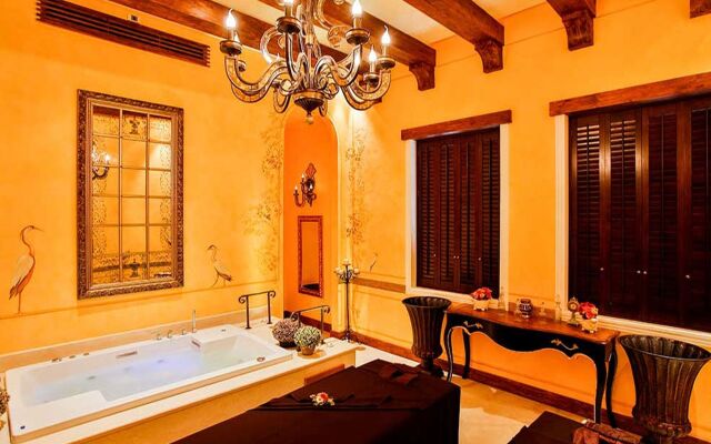 Town Square Suites by Toscana Valley
