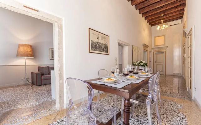 Ca' Romantica Terrace
