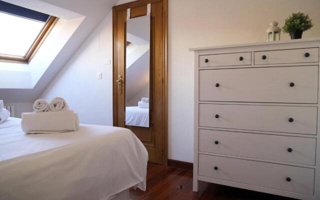 San Pablo 2 parking opcional by Salamancavacacional