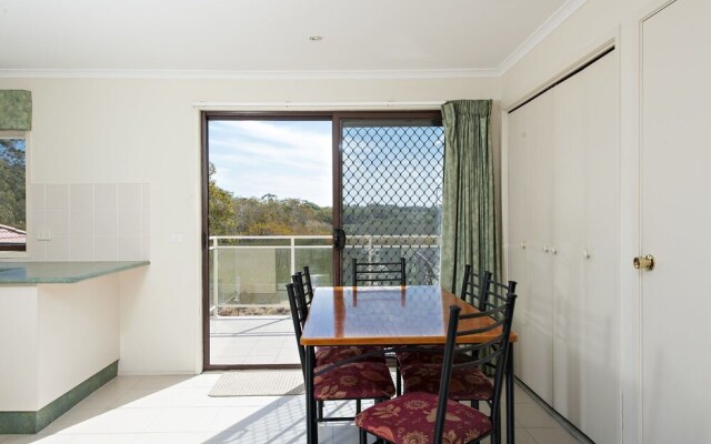 The Breakers, 16A Government Road