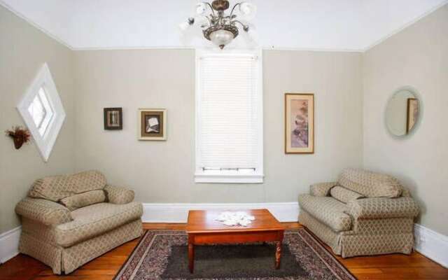 Esplanade Suites