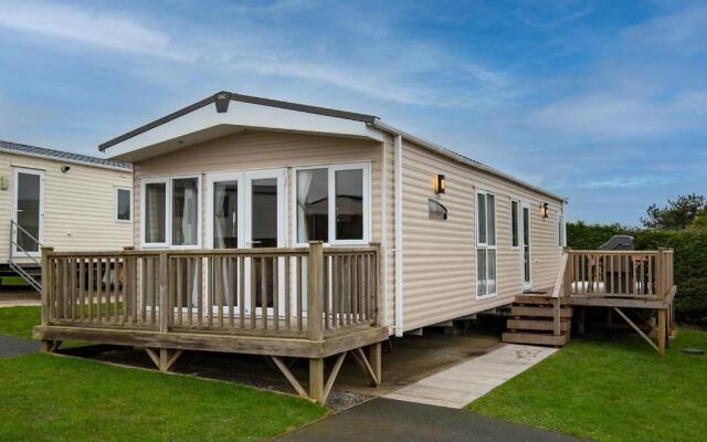 Meadow House Holiday Park