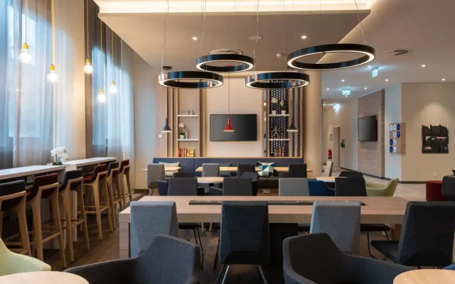 Holiday Inn Express and Suites Potsdam by IHG