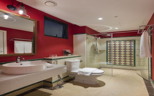 The Granite Luxury Hotel