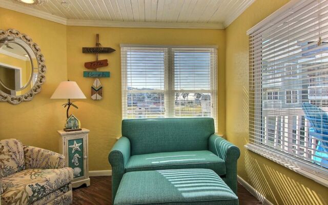 Seaside Delight - 2 Br condo