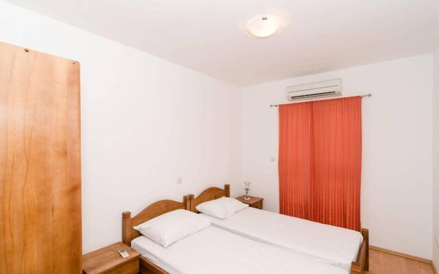 Burum Accommodation