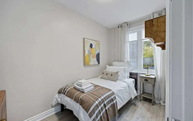 Casa Hotel Stylish Modern Family Suite w Patio