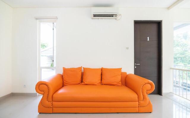OYO 2001 Taman Dayu Villa Golf View