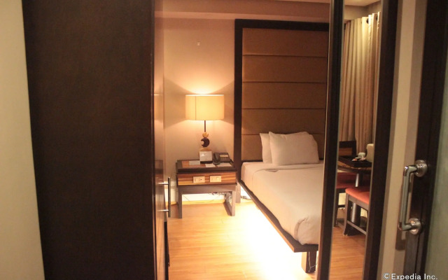 Soleste Suites