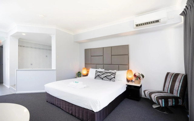 Island Palms Motor Inn