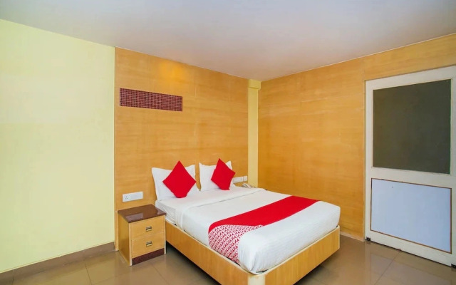 OYO 16557 Sri Krishna International