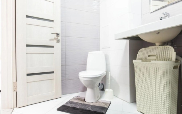 Apartments Roksolany 16