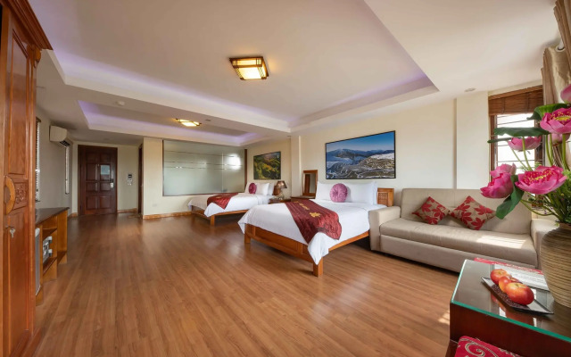 Viet Village Hotel