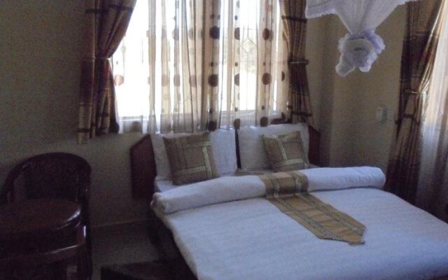Royal Residence Hotel