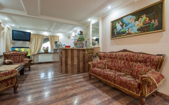 Leoton Hotel