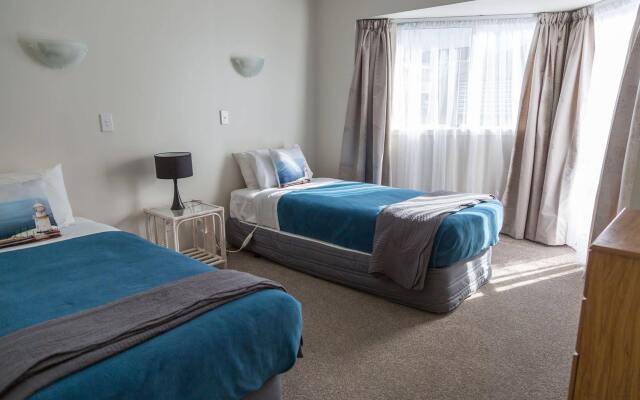 Waterfront Apartments Whitianga