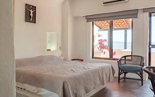 Flat with Unbeatable Views & 2 Bedrooms