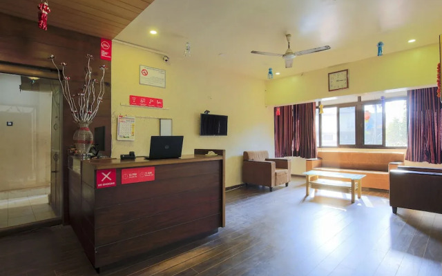 OYO 9518 Hotel Aqua Mira