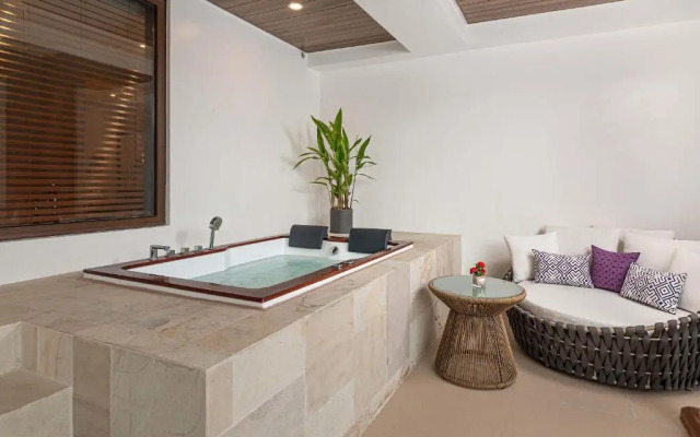 Mandarin Bay Resort & Spa