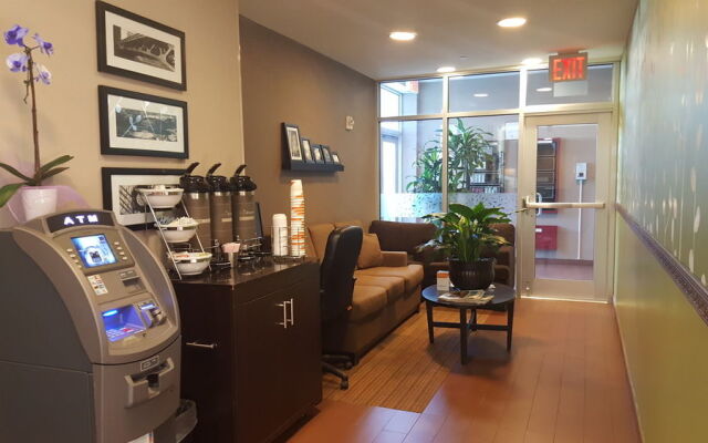 Cresthaven Inn JFK