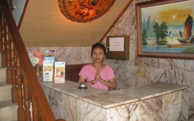 Lepas Place Hotel