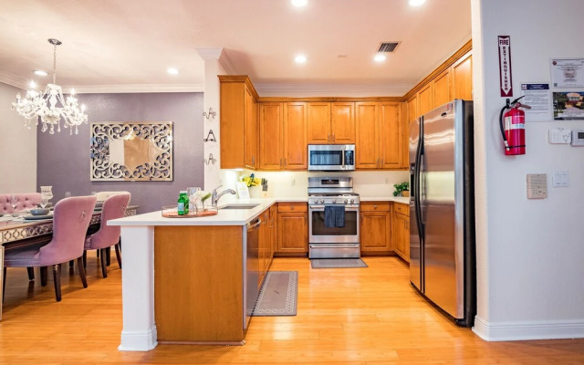 Las Olas Maison de Ville Near Fort Lauderdale Beach
