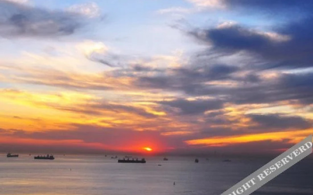 Qingdao BlueStone Seaview Hostel