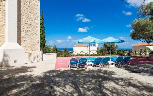 Maroulas Villa Estate