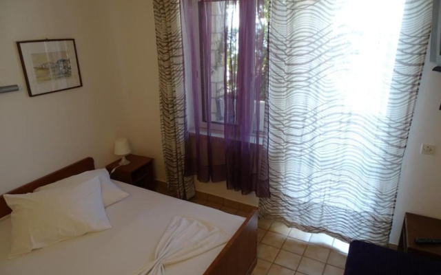 Villa Azure Saplunara