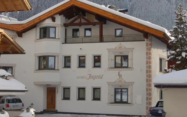 Apart Ingrid