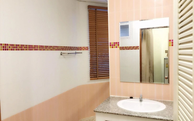 Chansuda Lake View Hotel