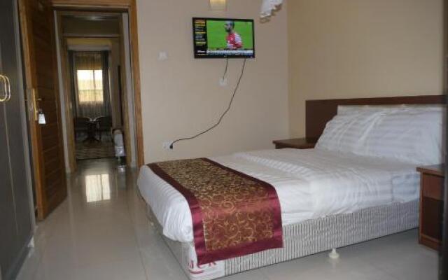 Rosaline Suites Hotel