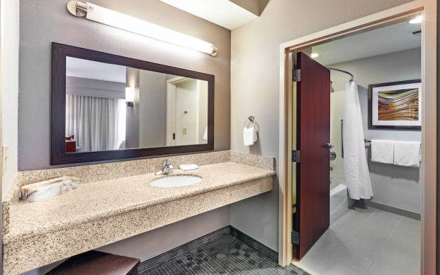 Courtyard Tulsa Woodland Hills