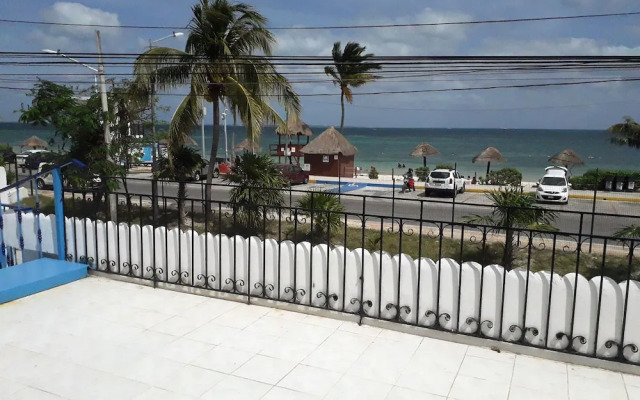 Triton - Rooms in Front of the Beach