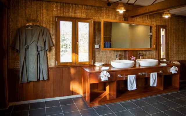 Farmhouse Resort & Spa