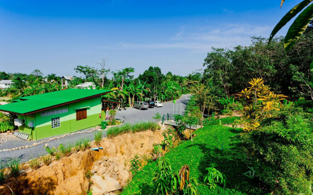 The Mouth Resort