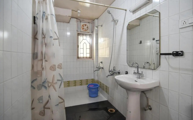 Dhanlaxmi Apartments