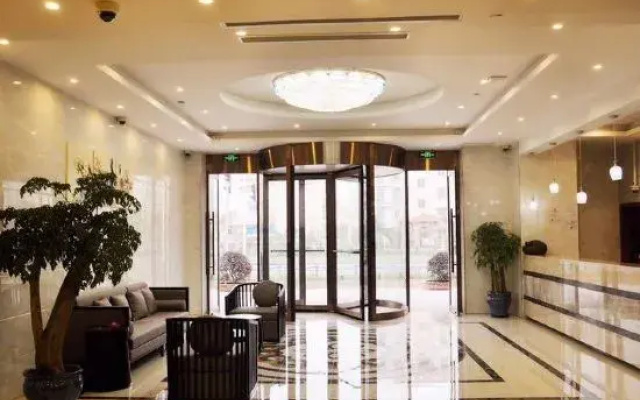 Tingyue Yiju Hotel