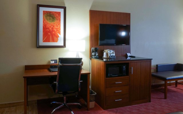 Best Western Plus Georgetown Corporate Center Hotel