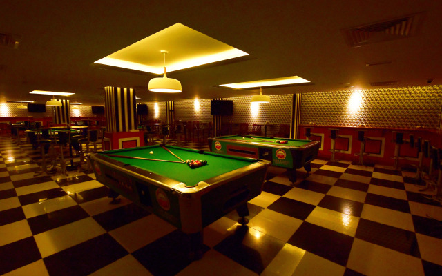 Al Bahjah Hotel