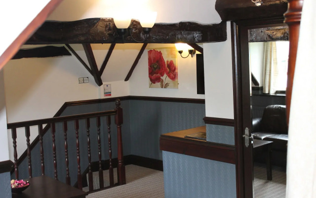 Oak Farm Hotel