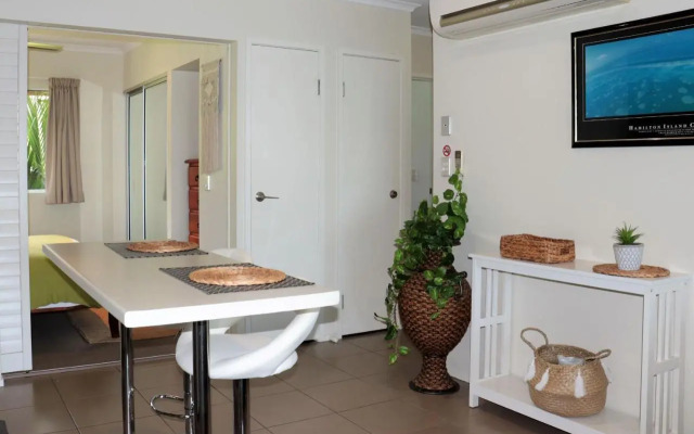 Watersons at Airlie Central Apartments