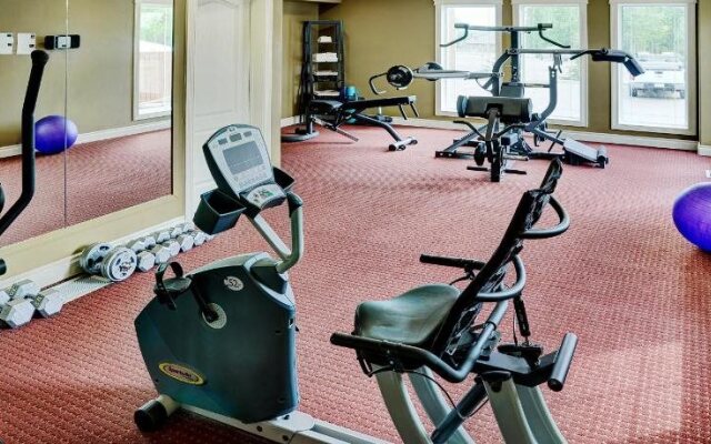 Lakeview Inns & Suites - Edson Airport