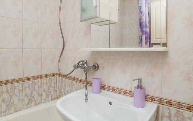 Европа Центр на улице Индустрии