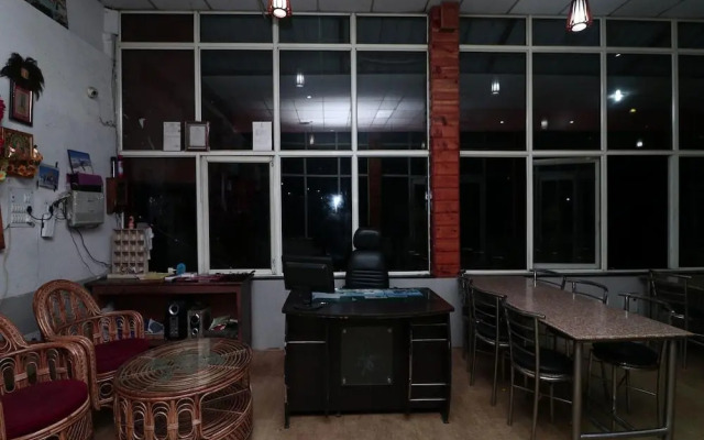 Hotel Mount View Dhanaulti Dreamz by OYO Rooms