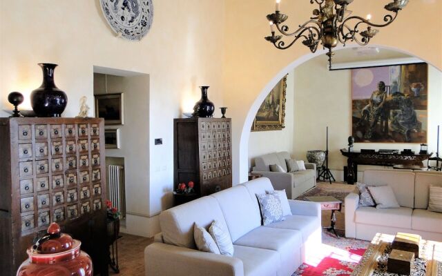 Villa Close to Florence, Hot Tub & Breathtaking View