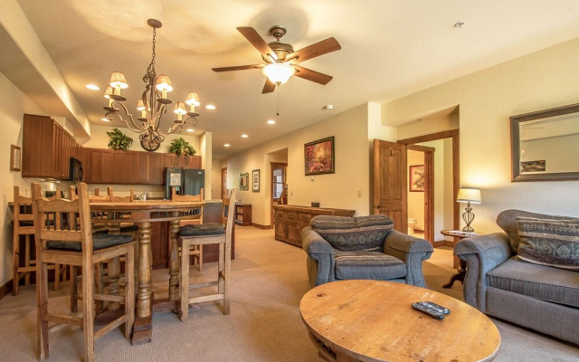 Red Hawk Townhomes 2352