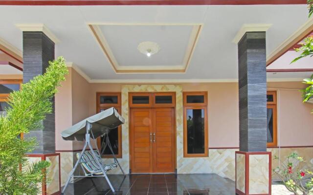 OYO 91777 Kemuning Guesthouse