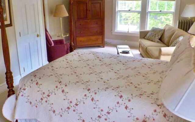 The Trumbull House Bed and Breakfast