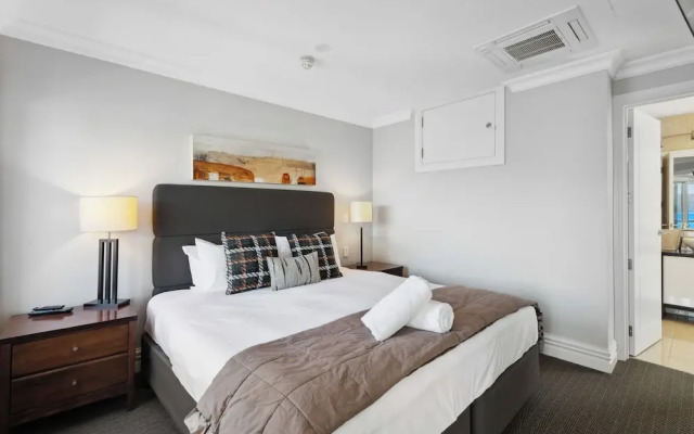 6-Bedroom Penthouse Apartment - The Beacon